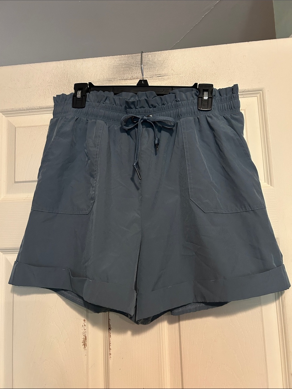 Danskin Slate Blue Paperbag Drawstring High-Waist Shorts Size Large
